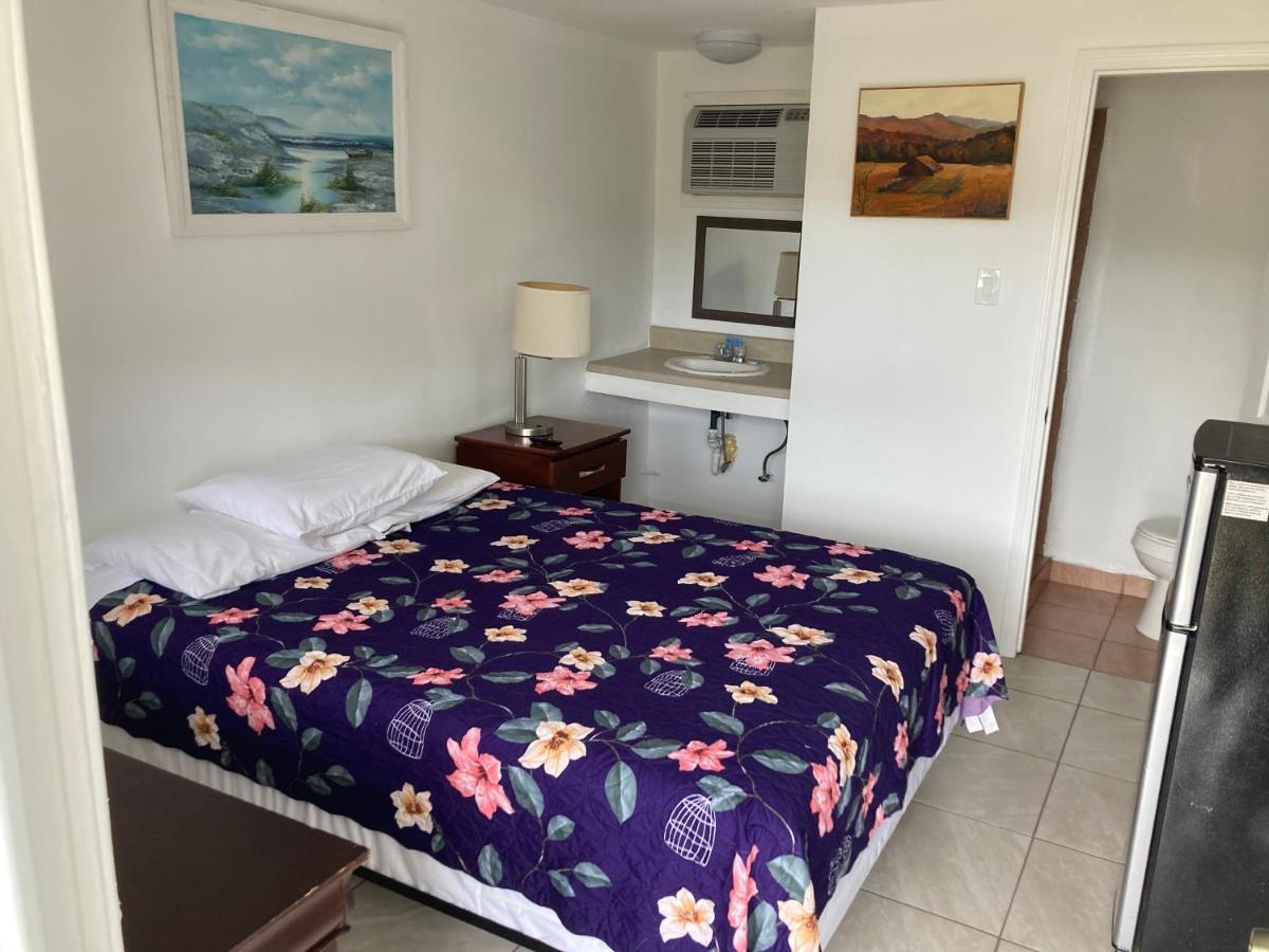 Riviera Motor Lodge Atlantic Beach エクステリア 写真